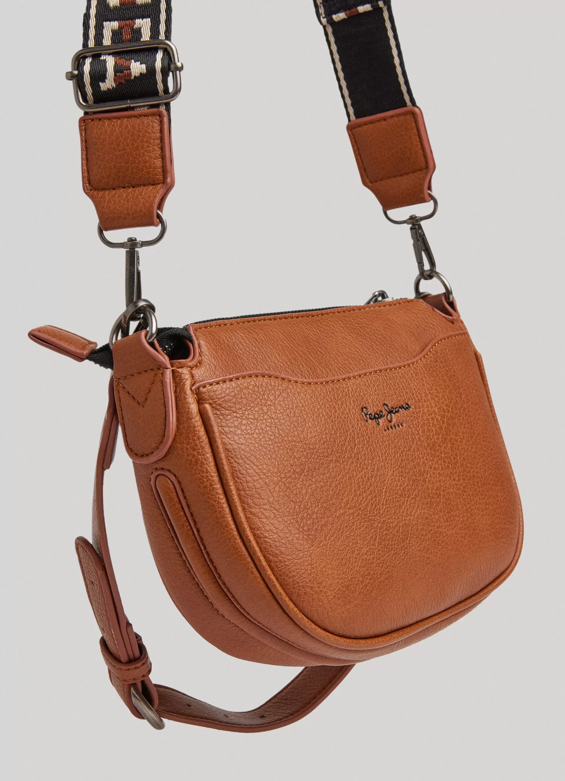 Bags & Backpacks*Women Pepe Jeans EMBOSSED LOGO SHOULDER BAG Nut Brown