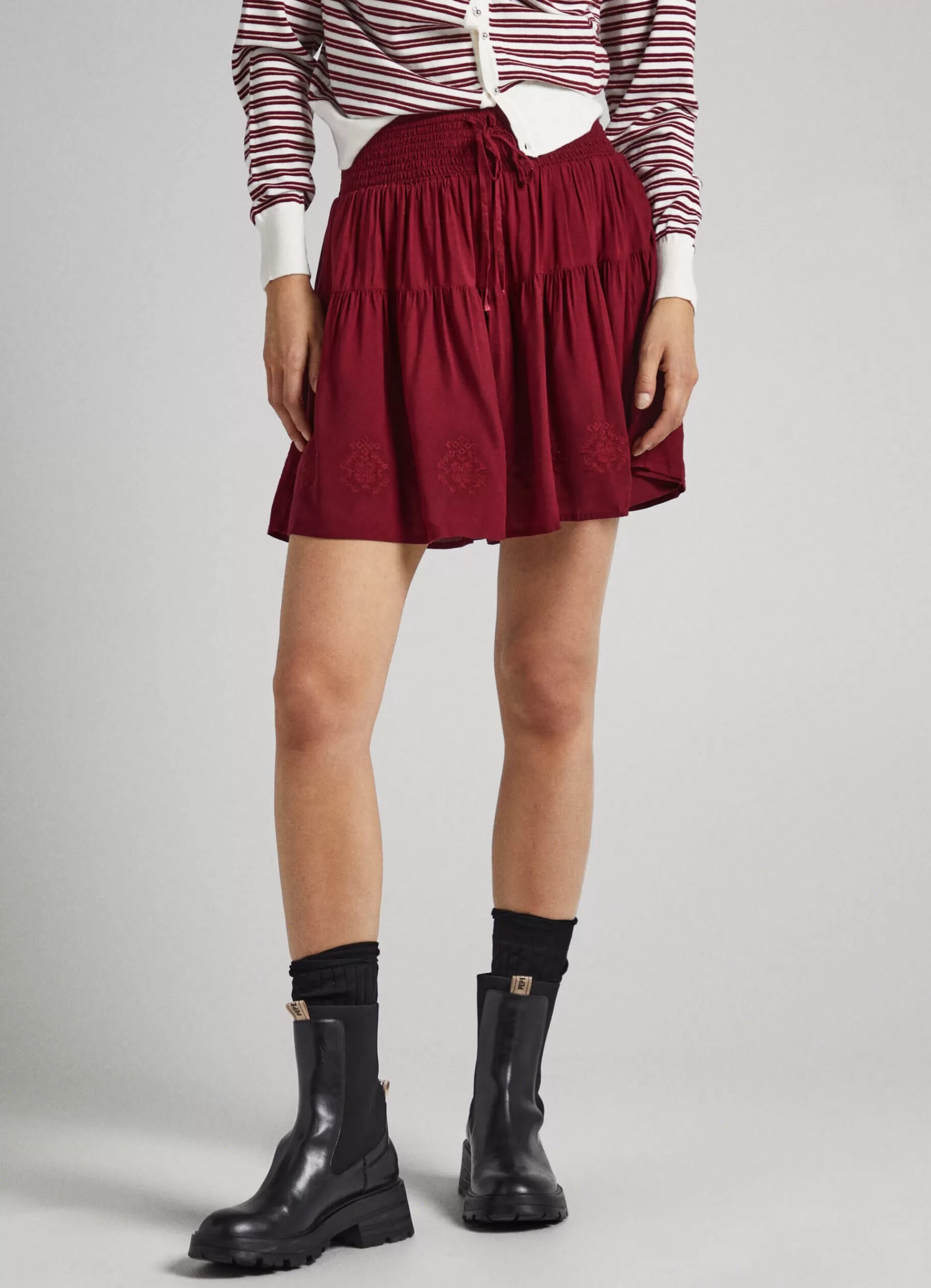 Skirts & Shorts*Women Pepe Jeans EMBROIDERED SKIRT AT HEM Burgundy Red