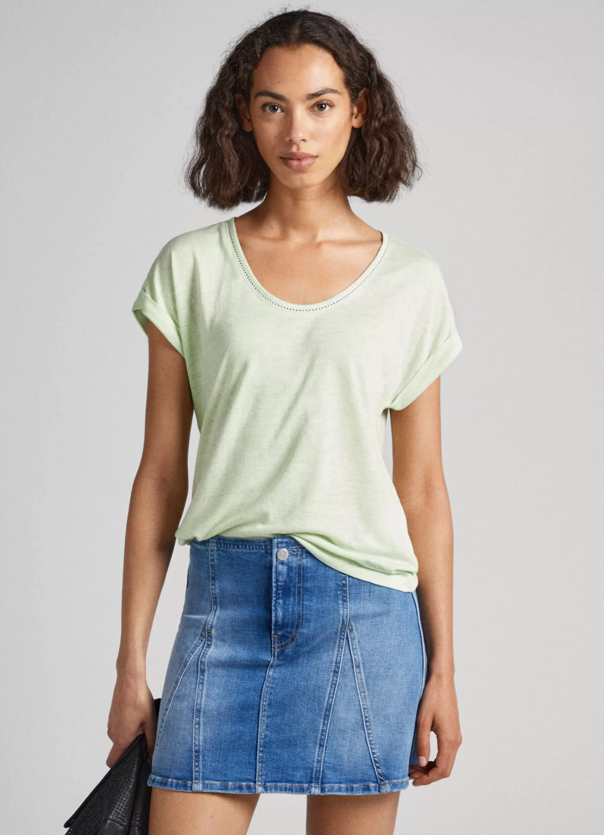 T-shirts*Women Pepe Jeans LACE DETAIL T-SHIRT Bleach Green