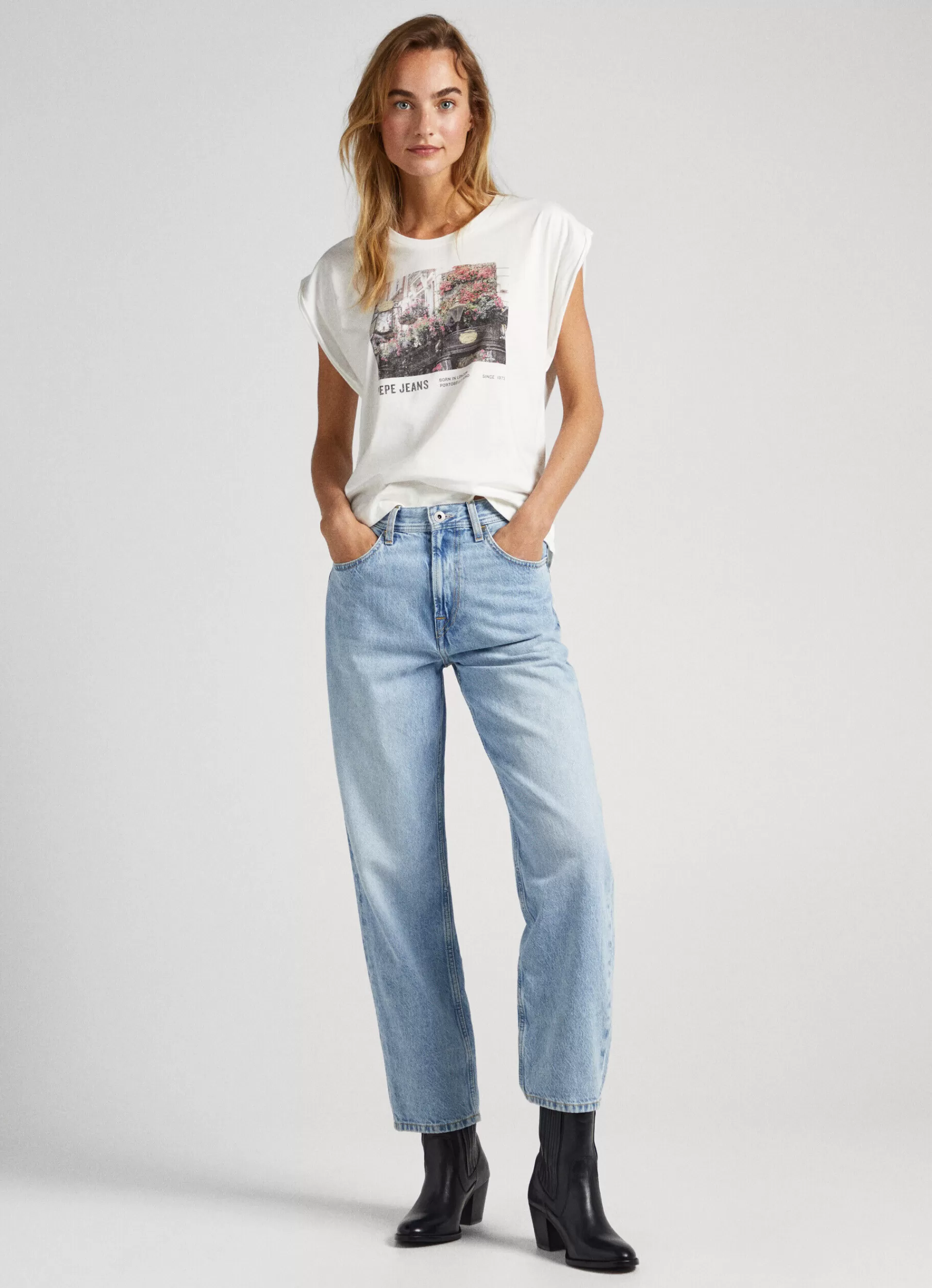 T-shirts*Women Pepe Jeans PHOTO PRINT T-SHIRT Mousse White- Not Available