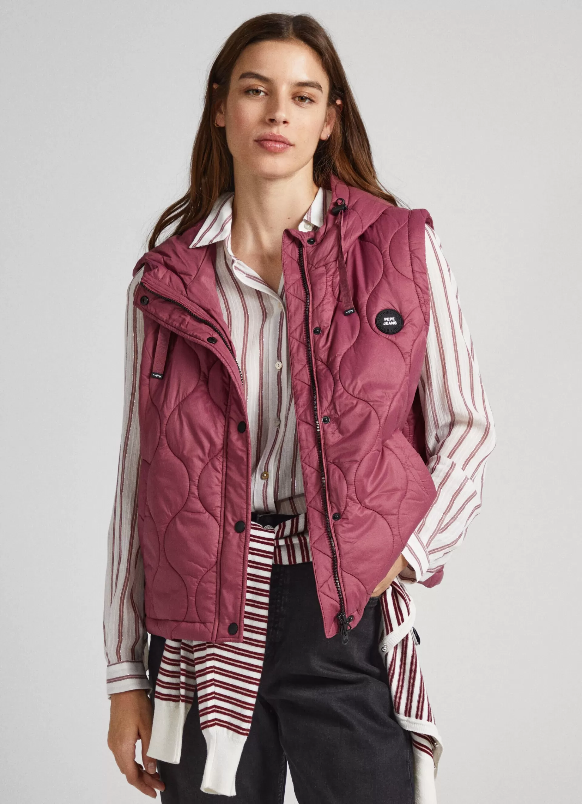 Coats & Jackets*Women Pepe Jeans QUILTED VEST Crushed Berry Red