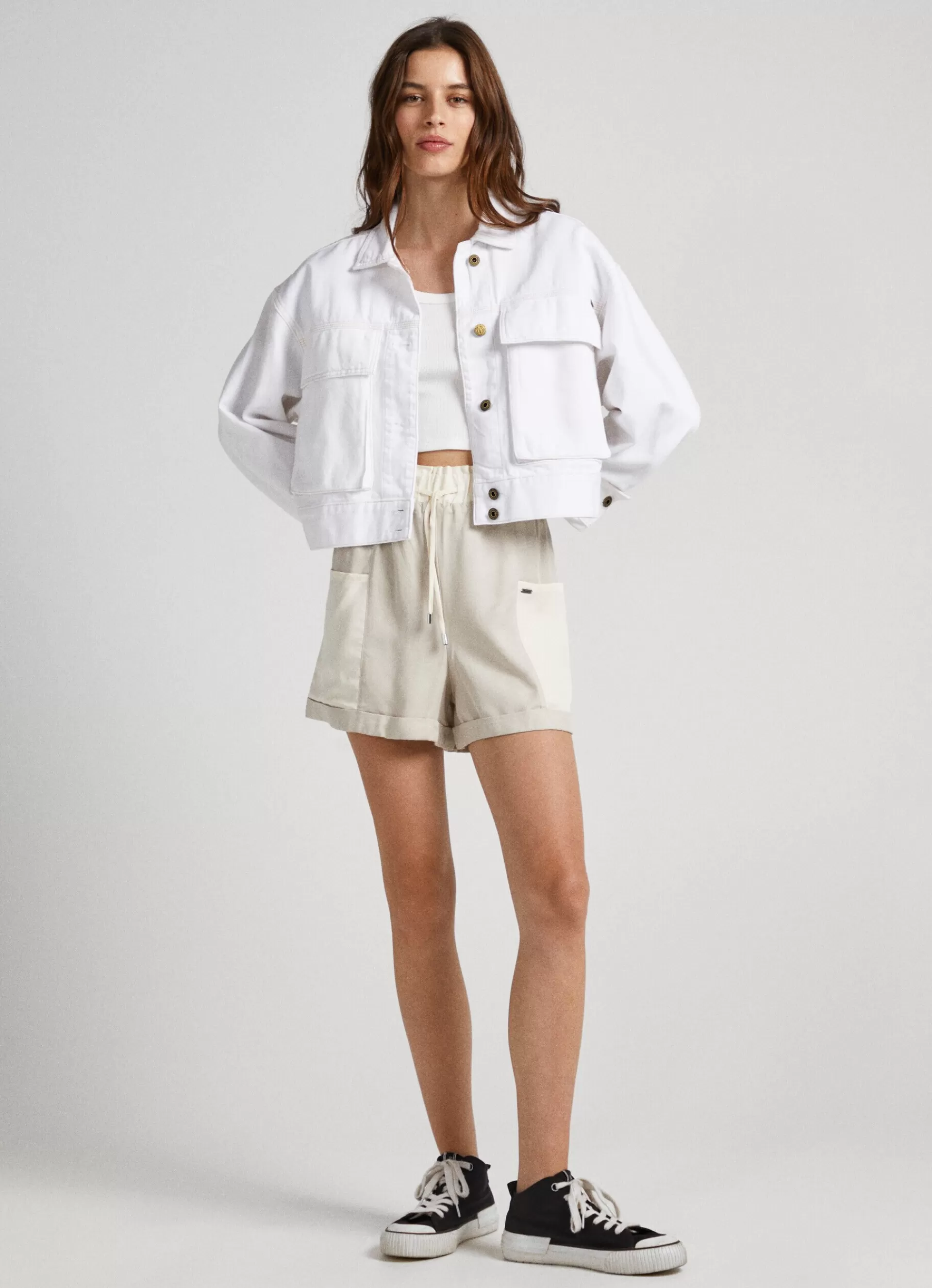 Skirts & Shorts*Women Pepe Jeans SHORTS WITH UTILITY POCKETS Mousse White