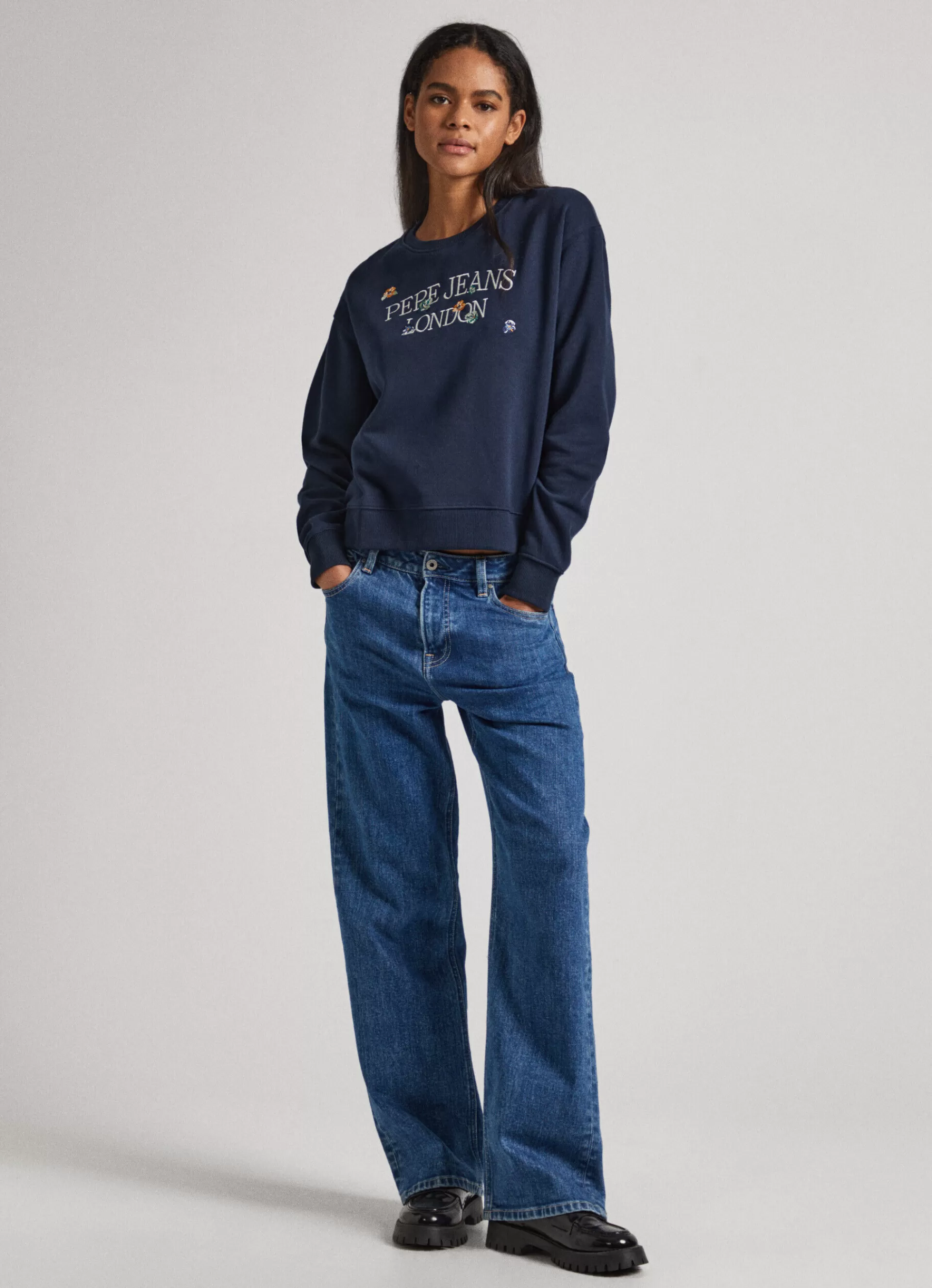 Sweatshirts & Hoodies*Women Pepe Jeans SWEATSHIRT W/ EMBROIDERED LOGO Dulwich Blue