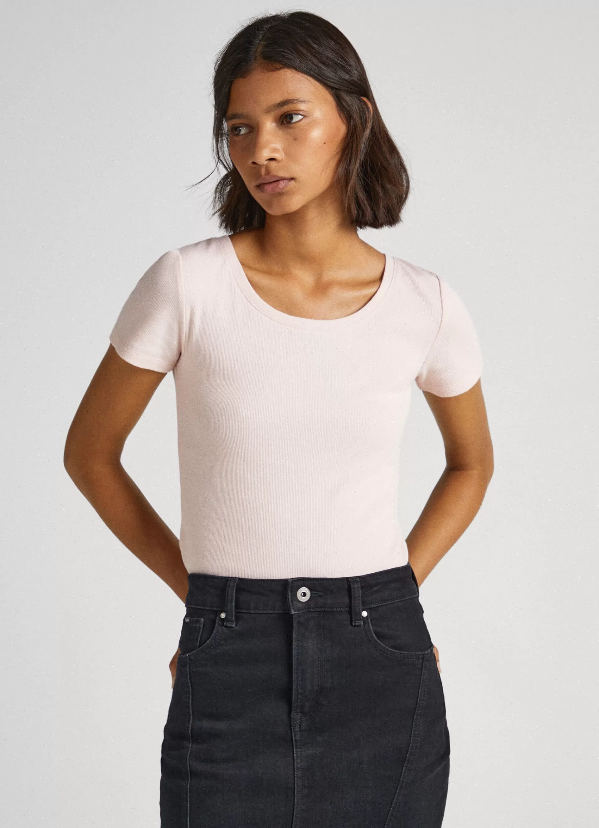 T-shirts*Women Pepe Jeans T-SHIRT WITH CROSSED BACK STRAPS Ash Rose Pink