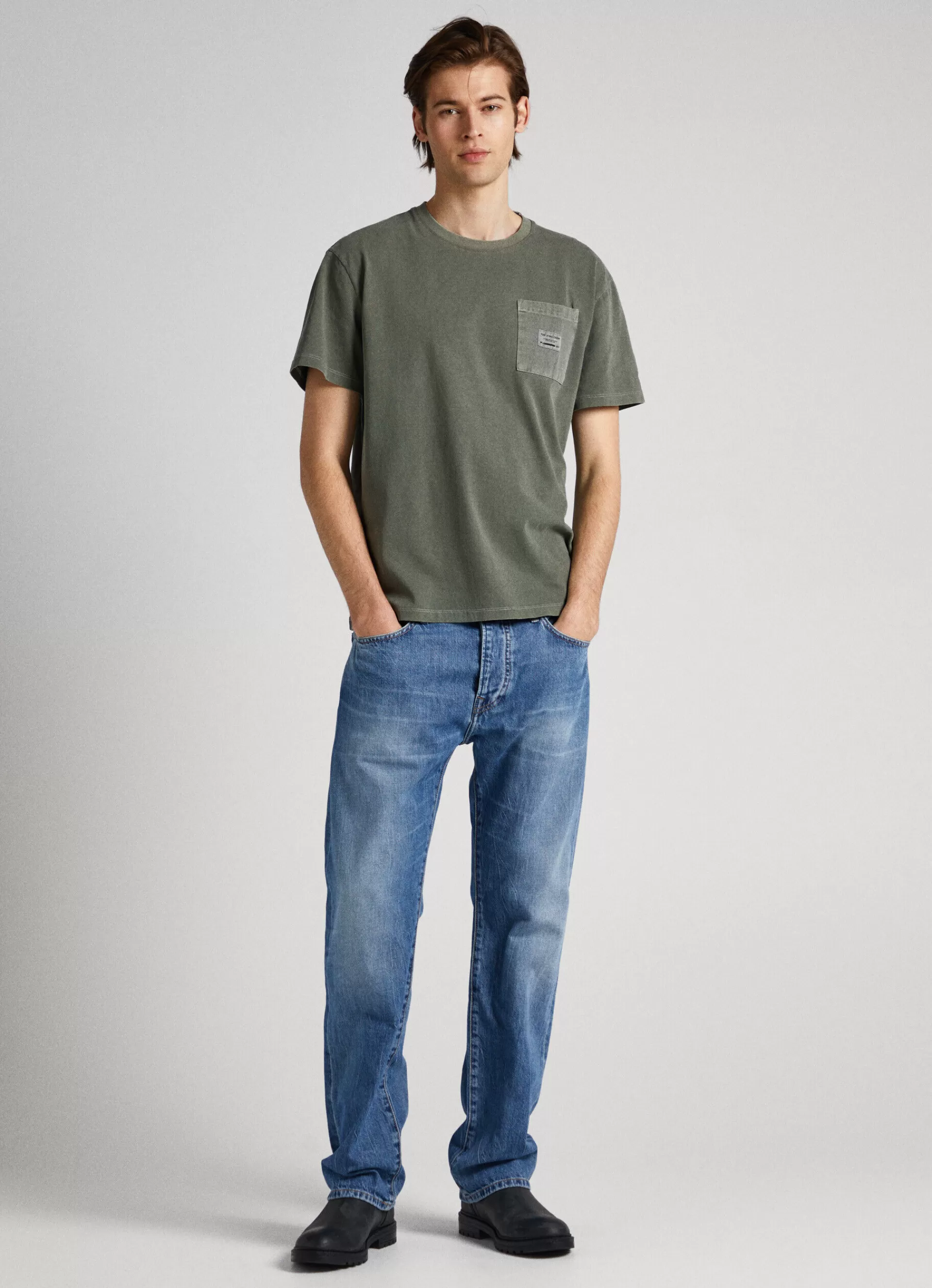 T-shirts*Men Pepe Jeans T-SHIRT WITH FRONT POCKET Olive Green